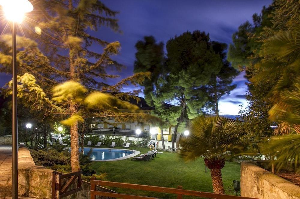 Villa De Биар Екстериор снимка